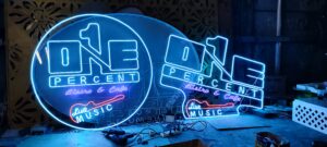 Jasa pembuatan huruf timbul dan signage